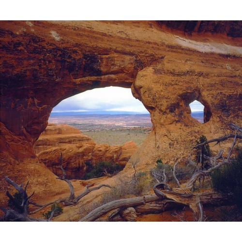 USA, Utah, An Arch in Arches NP